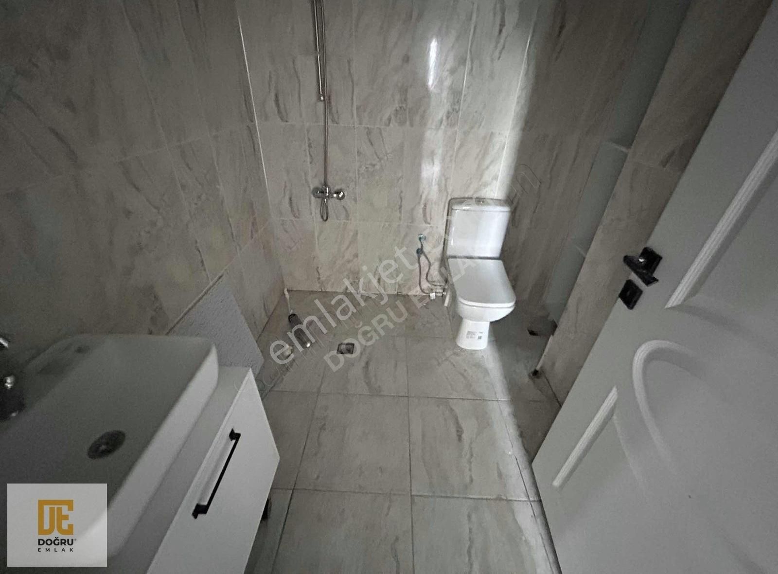 Doğru Emlak -yatay Mimari Bireysel Kombili 3+1 Sıfır Daire - Görsel 3