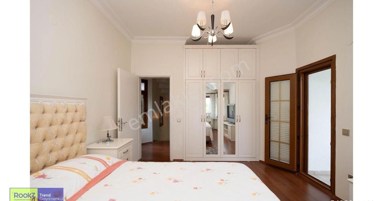 Alemdağ Çamlıkent Sitesi Eşyalı Yada Eşyasız Kiralık 4+2 Villa - Görsel 34