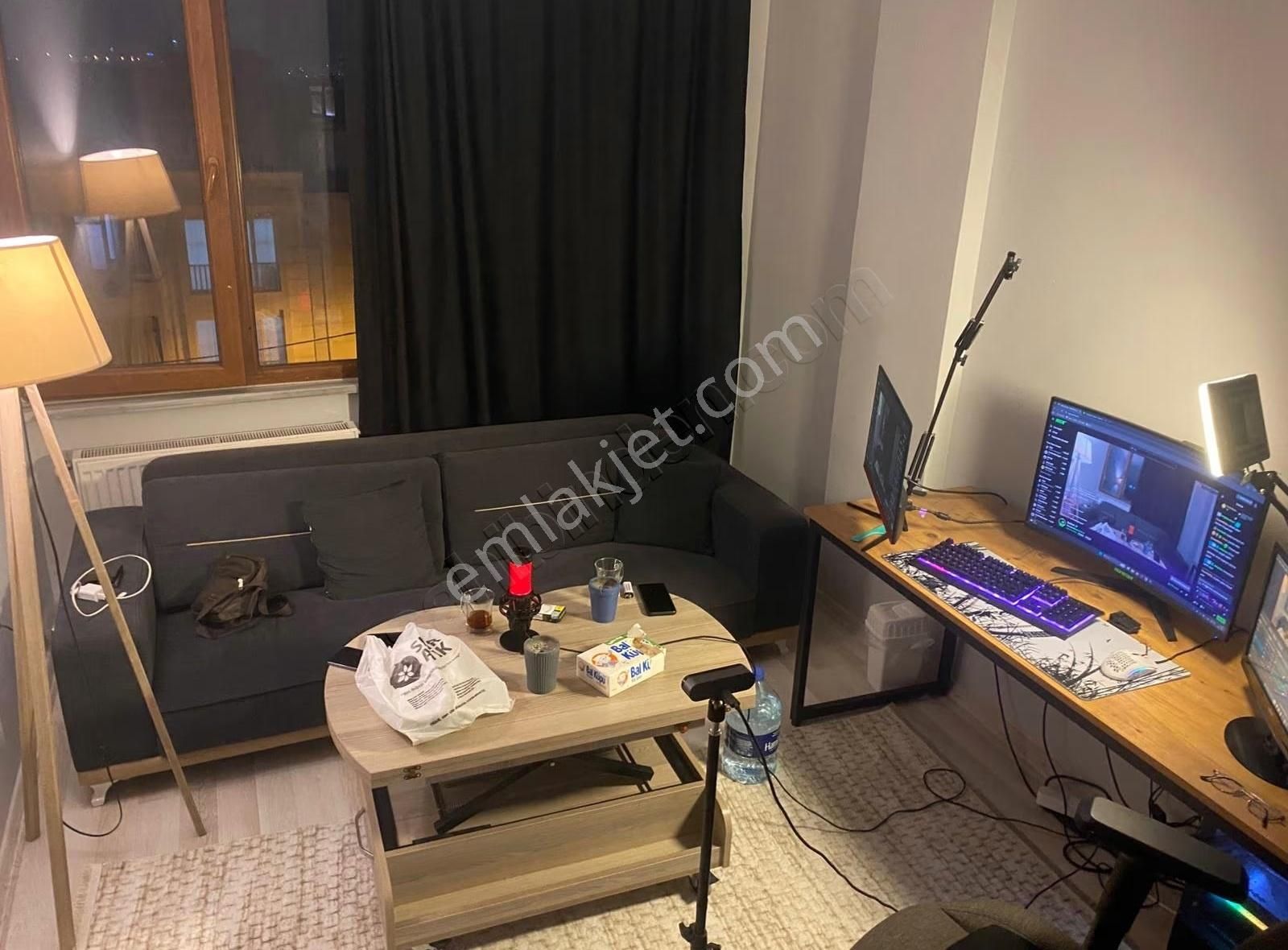 Bezirganbahcede Merkezi Lokasyonda 2+1 İskanlı Binada - Görsel 4