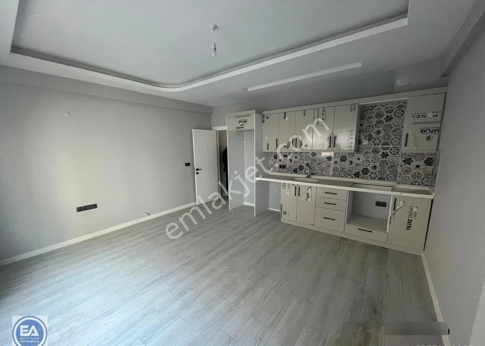 Kuşadası Davutlar Bölgesinde Satılık 2+1 Ara Kat Daire - Görsel 8