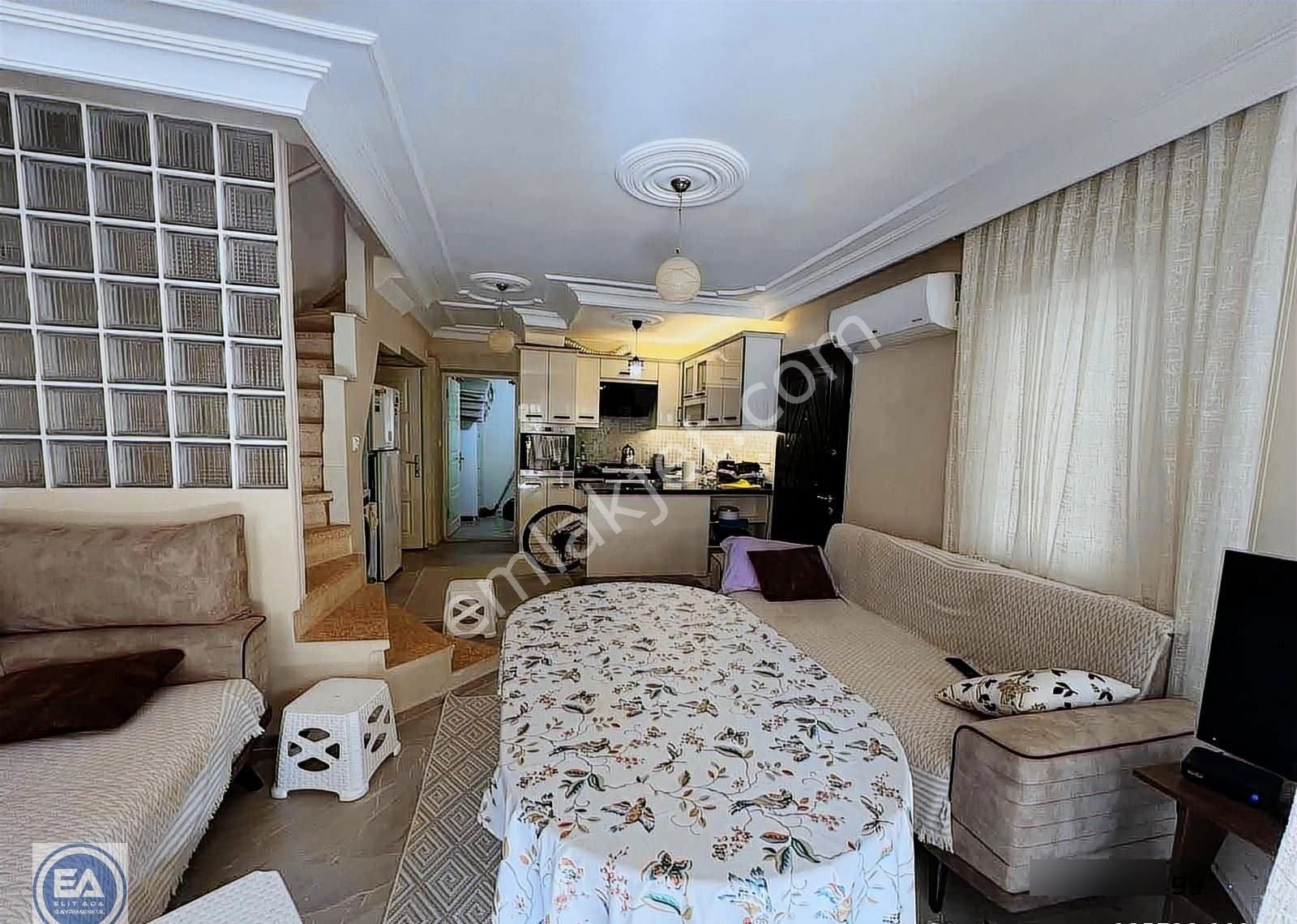 Kuşadası'nda Havuzlu Site İçinde Bahçeli Satılık Yazlık - Görsel 9