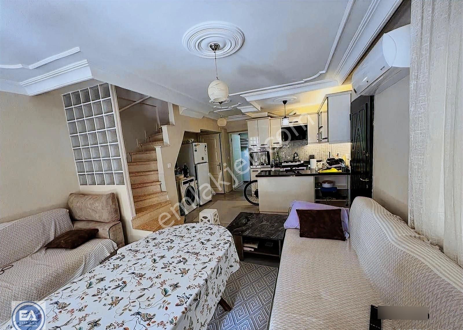 Kuşadası'nda Havuzlu Site İçinde Bahçeli Satılık Yazlık - Görsel 11