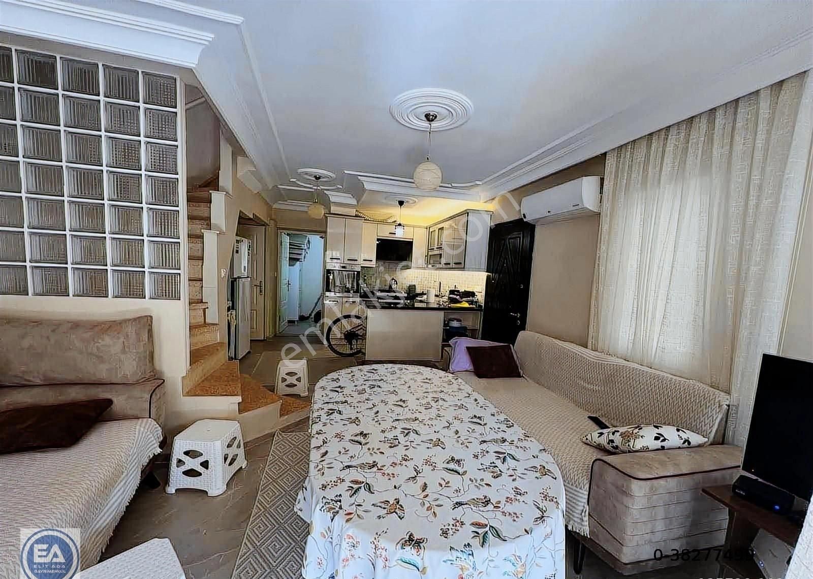 Kuşadası'nda Havuzlu Site İçinde Bahçeli Satılık Yazlık - Görsel 16