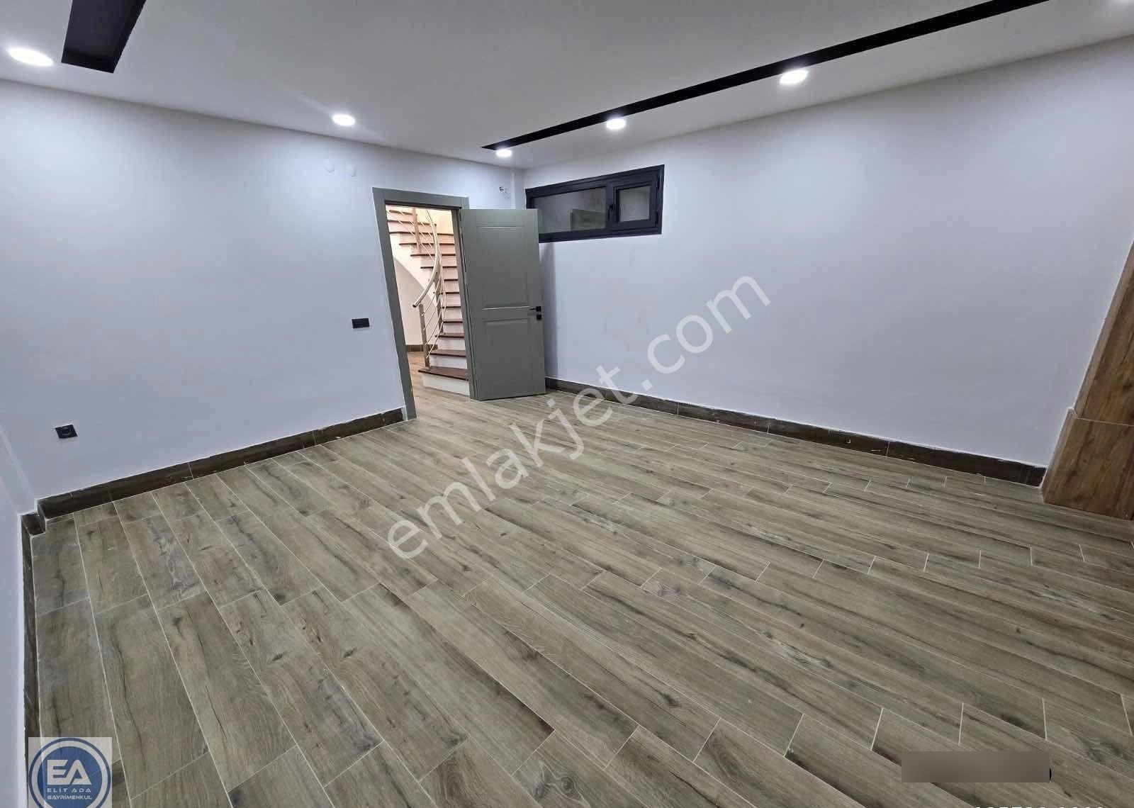 Kuşadası Soğucakta Deniz Manzaralı 6+1 Özel Havuzlu Villa - Görsel 30