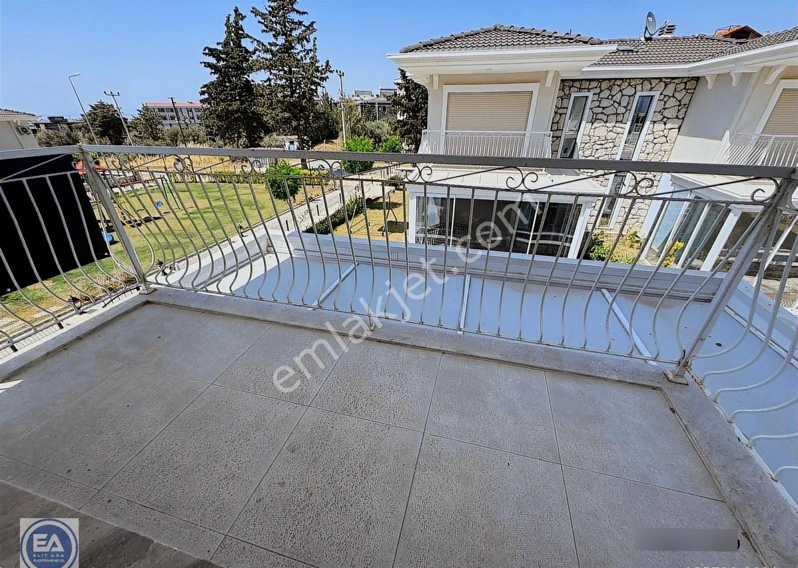 Kuşadası Davutlarda Havuzlu Sitede Köşe Konum 3+1 Yazlık - Görsel 30