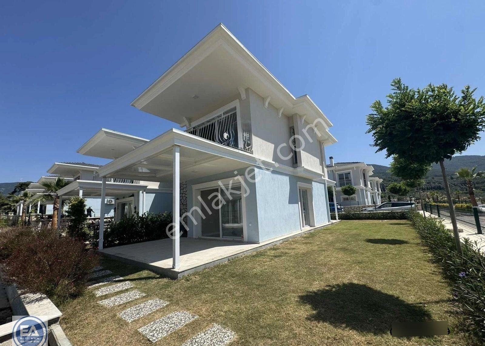 Kuşadası Davutlarda Havuzlu Sitede Köşe Konum 3+1 Yazlık - Görsel 6