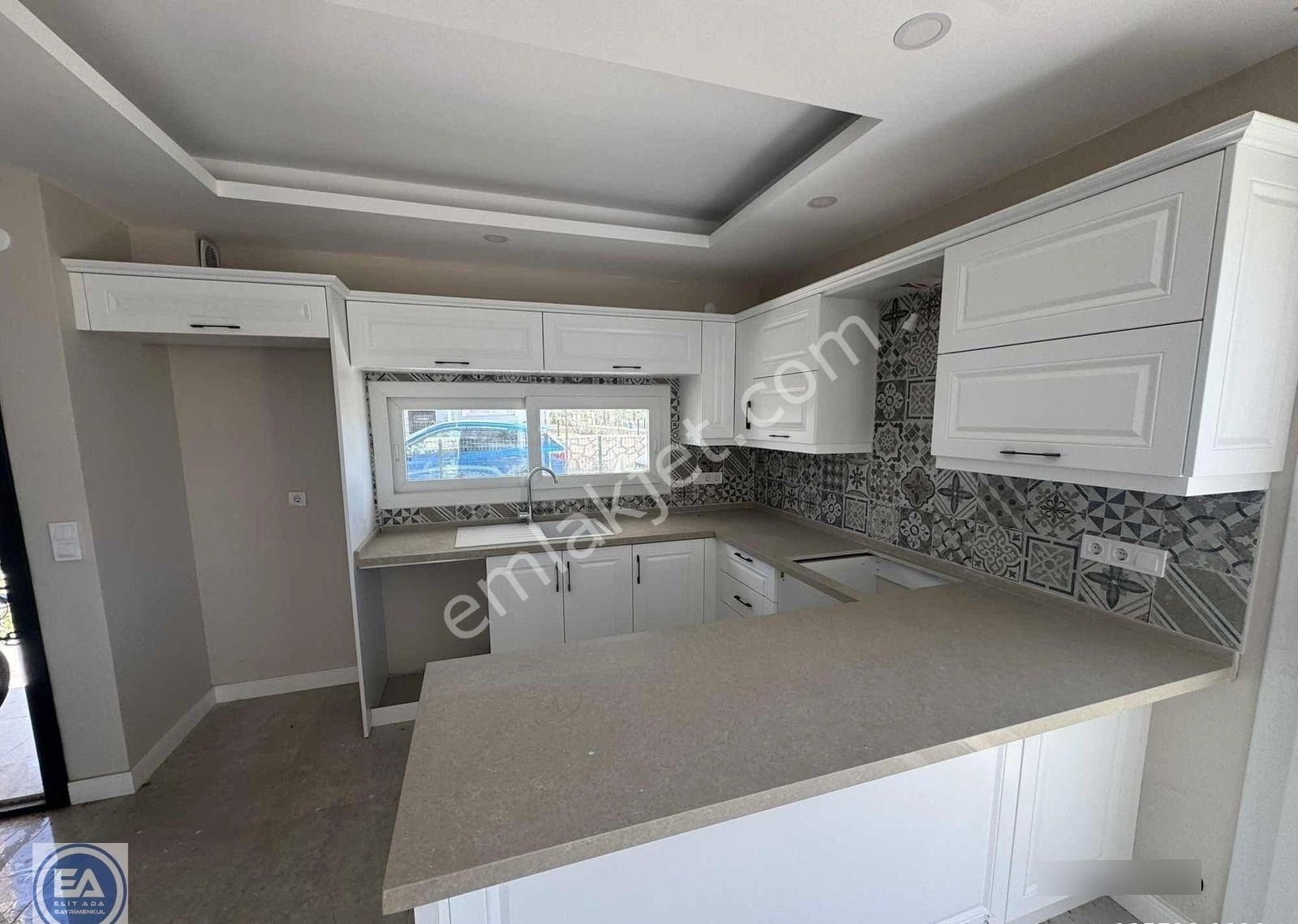 Kuşadası Davutlarda Havuzlu Sitede Köşe Konum 3+1 Yazlık - Görsel 32