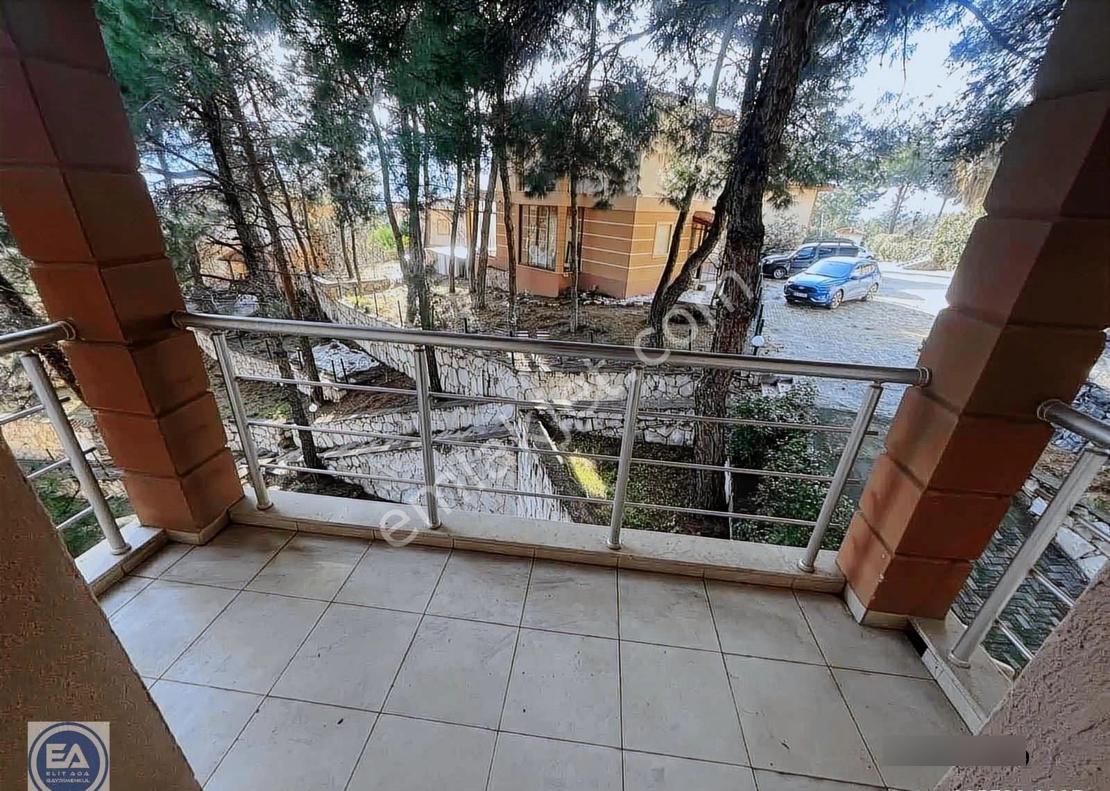 Kuşadası Soğucakta Doğa İle İç İçe 4+2 Geniş Bahçeli Villa - Görsel 22