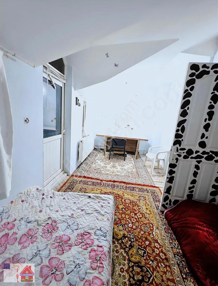 Gültepe'de Tribleks 6+1 Müstakil Bina - Görsel 11