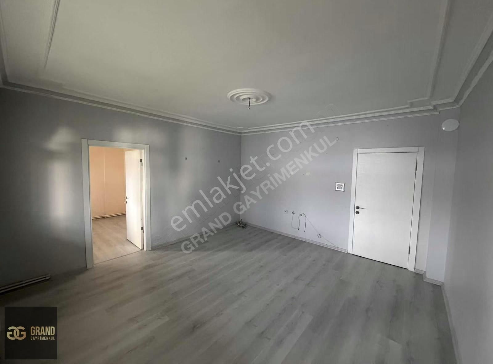 Yenikent 29 Ekim Mahallesi Satılık Yüksek Giriş 3+1 Daire - Görsel 14