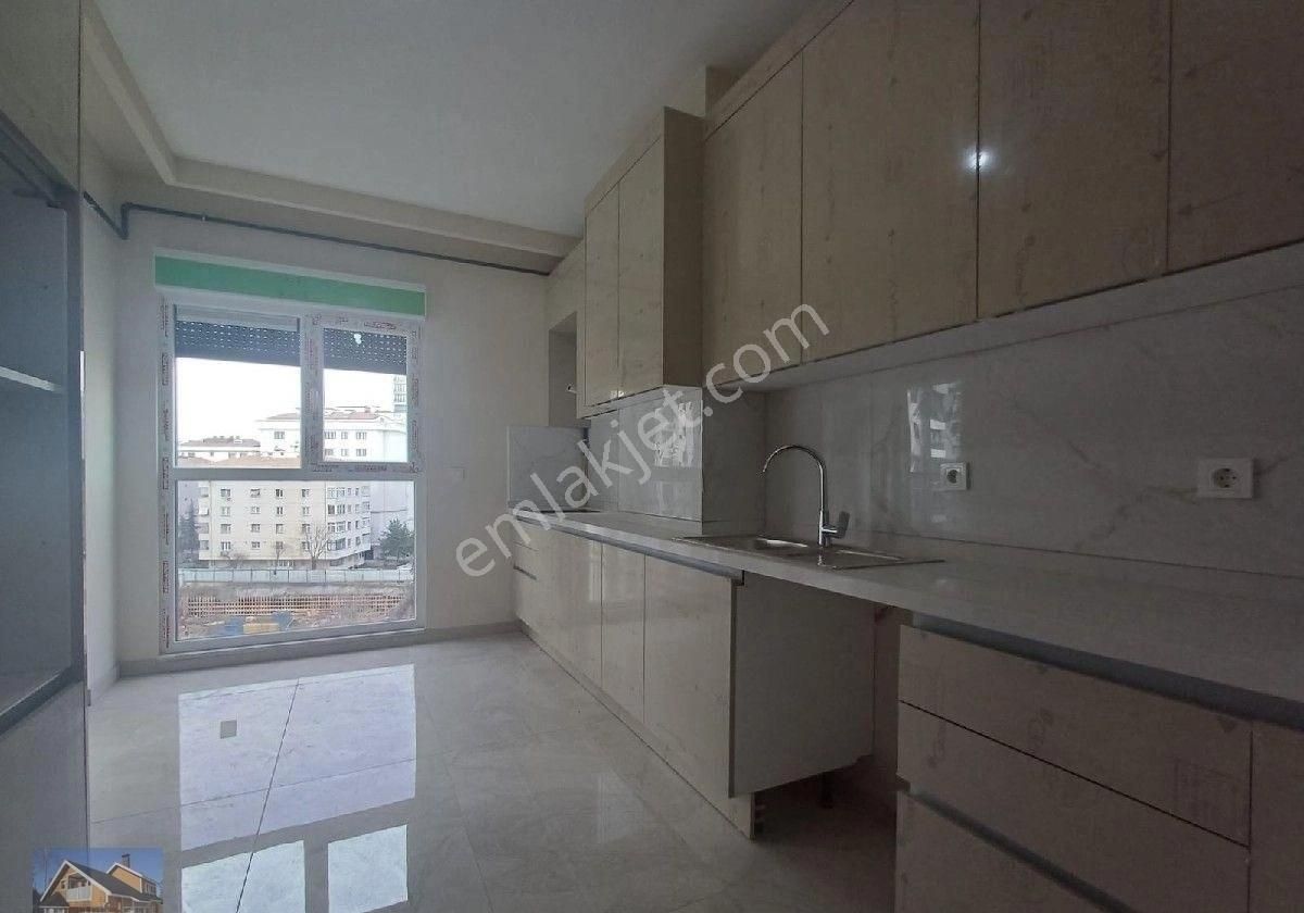 Bostancıda Şenesenevlerde 3+1 90m2 Net Sıfır Satılık Daire - Görsel 8