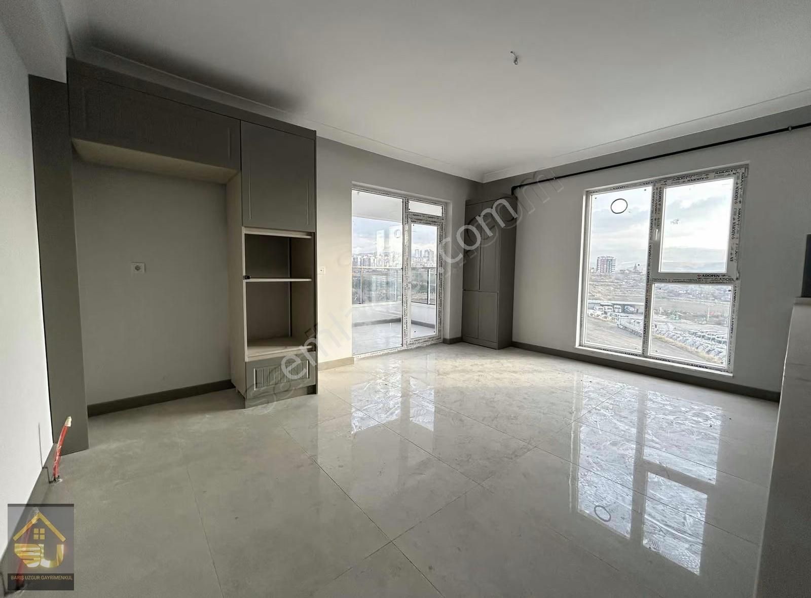 Son Fırsat Lüx Sitede 3+1 150m2 Kiralık Daire - Görsel 2