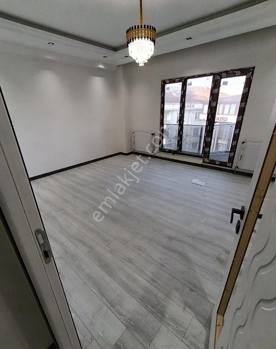 1.69 Oranlı %50 Krediyle Arnavutköy Sitede Satılık 2+1 Ara Kat Daire - Görsel 9