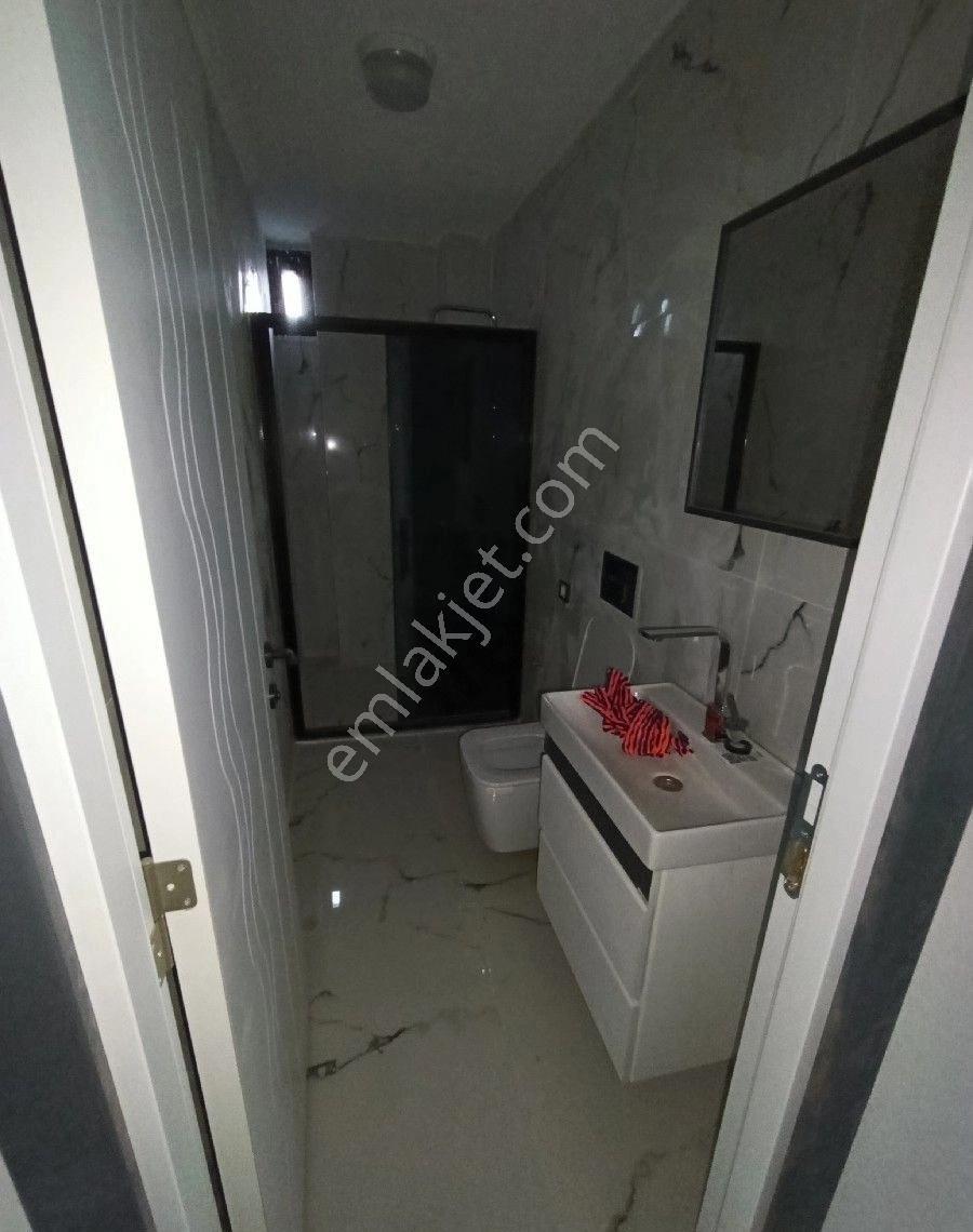 1.69 Oranlı %50 Krediyle Arnavutköy Sitede Satılık 2+1 Ara Kat Daire - Görsel 2