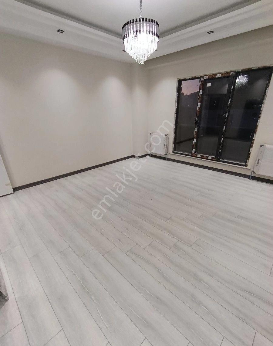 1.69 Oranlı %50 Krediyle Arnavutköy Sitede Satılık 2+1 Ara Kat Daire - Görsel 8
