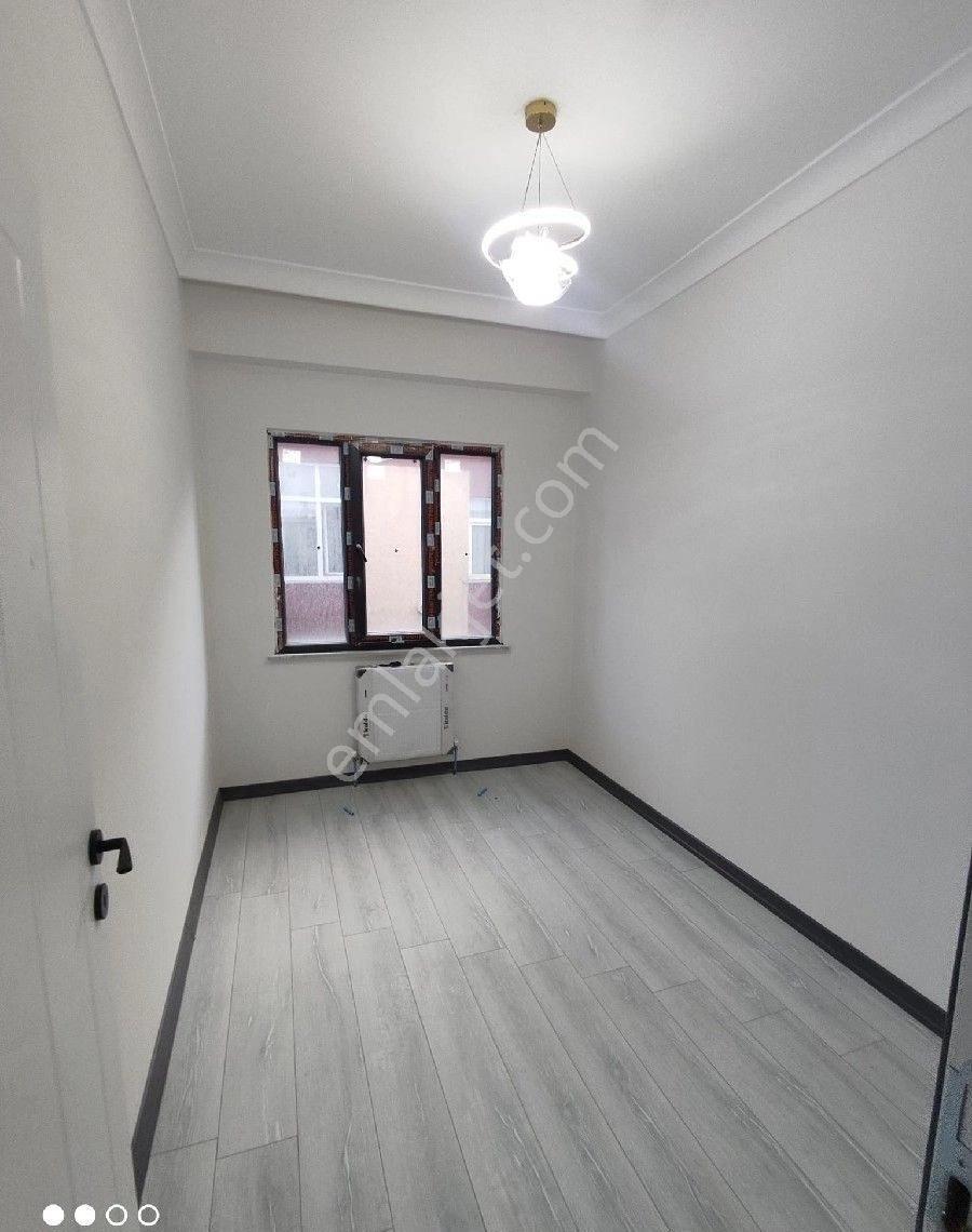 1.69 Oranlı %50 Krediyle Arnavutköy Sitede Satılık 2+1 Ara Kat Daire - Görsel 4