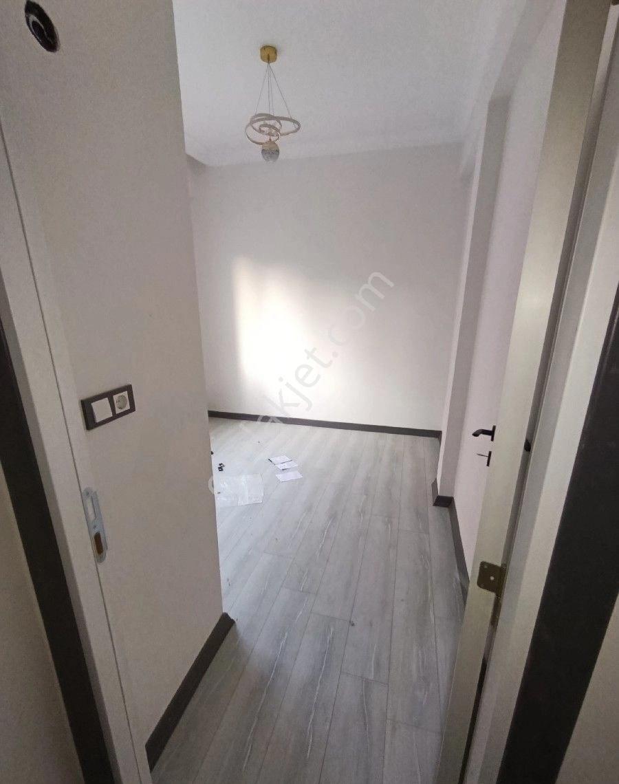1.69 Oranlı %50 Krediyle Arnavutköy Sitede Satılık 2+1 Ara Kat Daire - Görsel 7