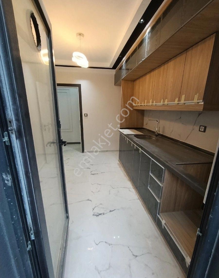 1.69 Oranlı %50 Krediyle Arnavutköy Sitede Satılık 2+1 Ara Kat Daire - Görsel 13