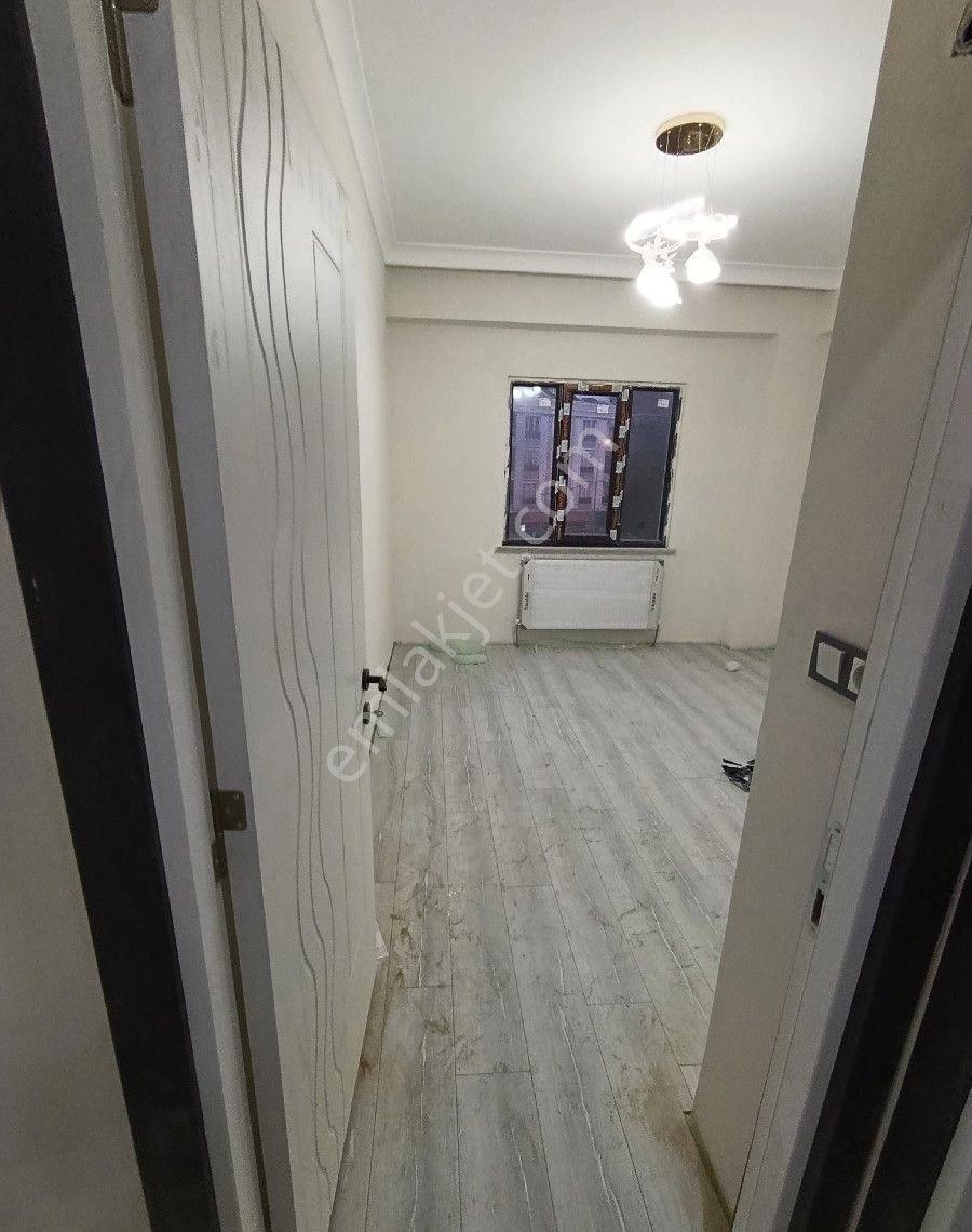 1.69 Oranlı %50 Krediyle Arnavutköy Sitede Satılık 3+1 Yüksek Giriş Kat Daire - Görsel 9