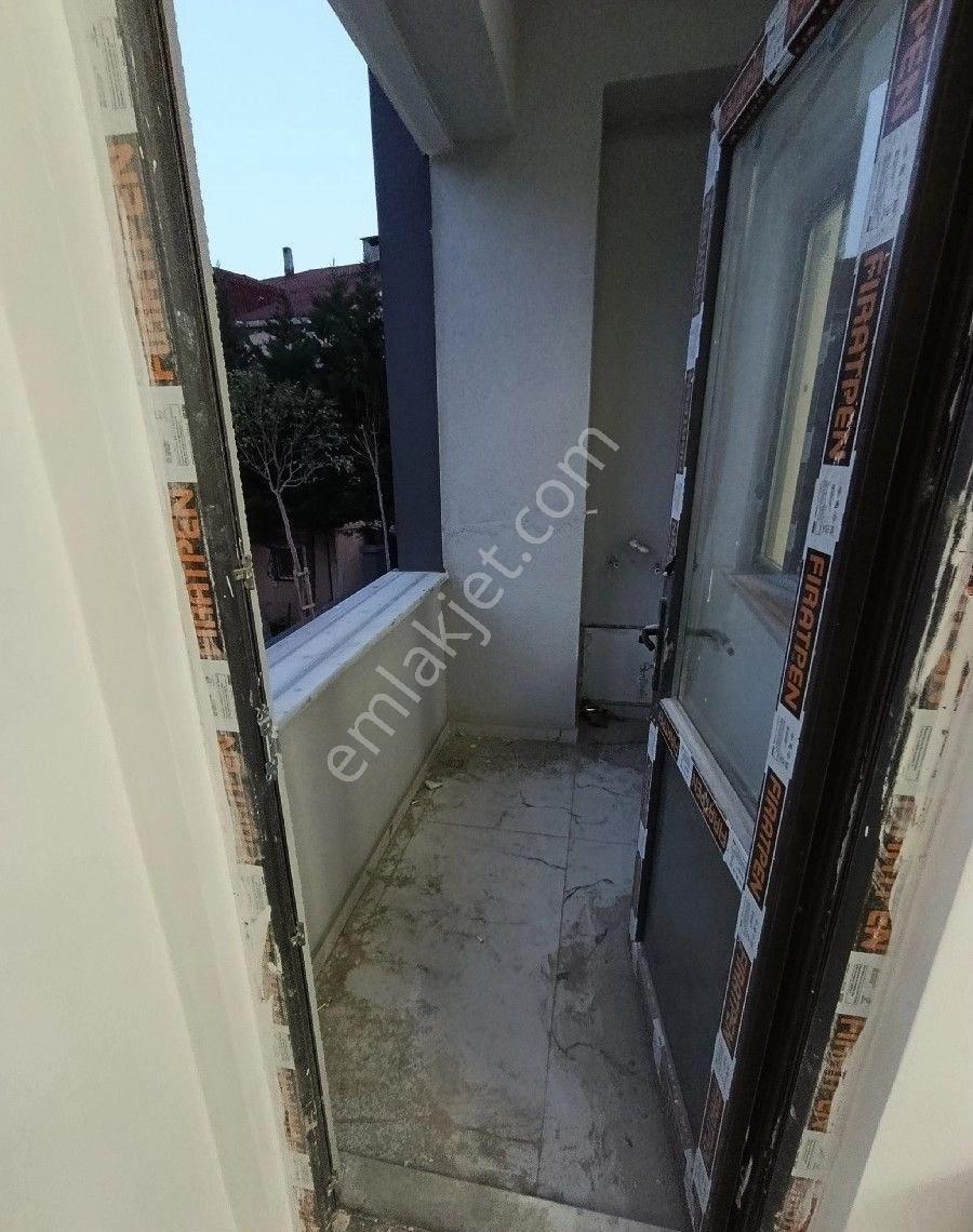 1.69 Oranlı %50 Krediyle Arnavutköy Sitede Satılık 3+1 Yüksek Giriş Kat Daire - Görsel 9