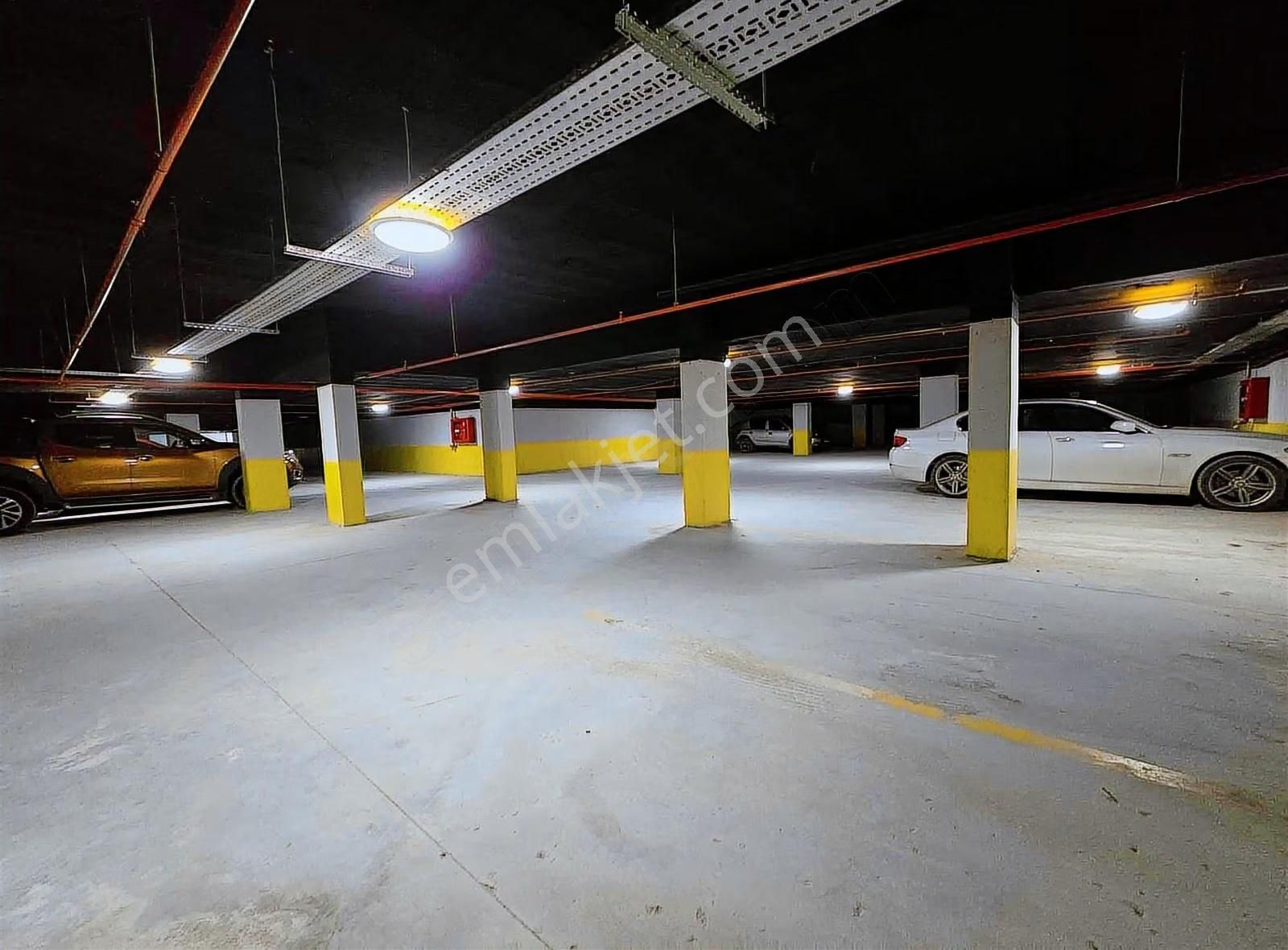 Döşemealtın'da Ayrı Mutfaklı Site'de Kiralık 2+1 Daire - Görsel 13