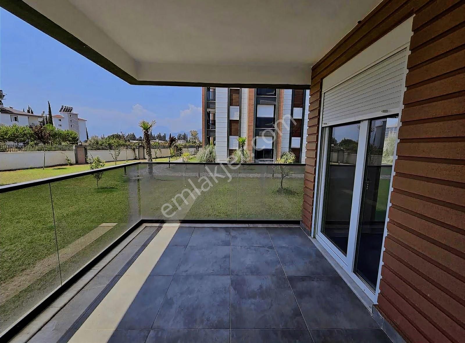 Döşemealtın'da Ayrı Mutfaklı Site'de Kiralık 2+1 Daire - Görsel 11