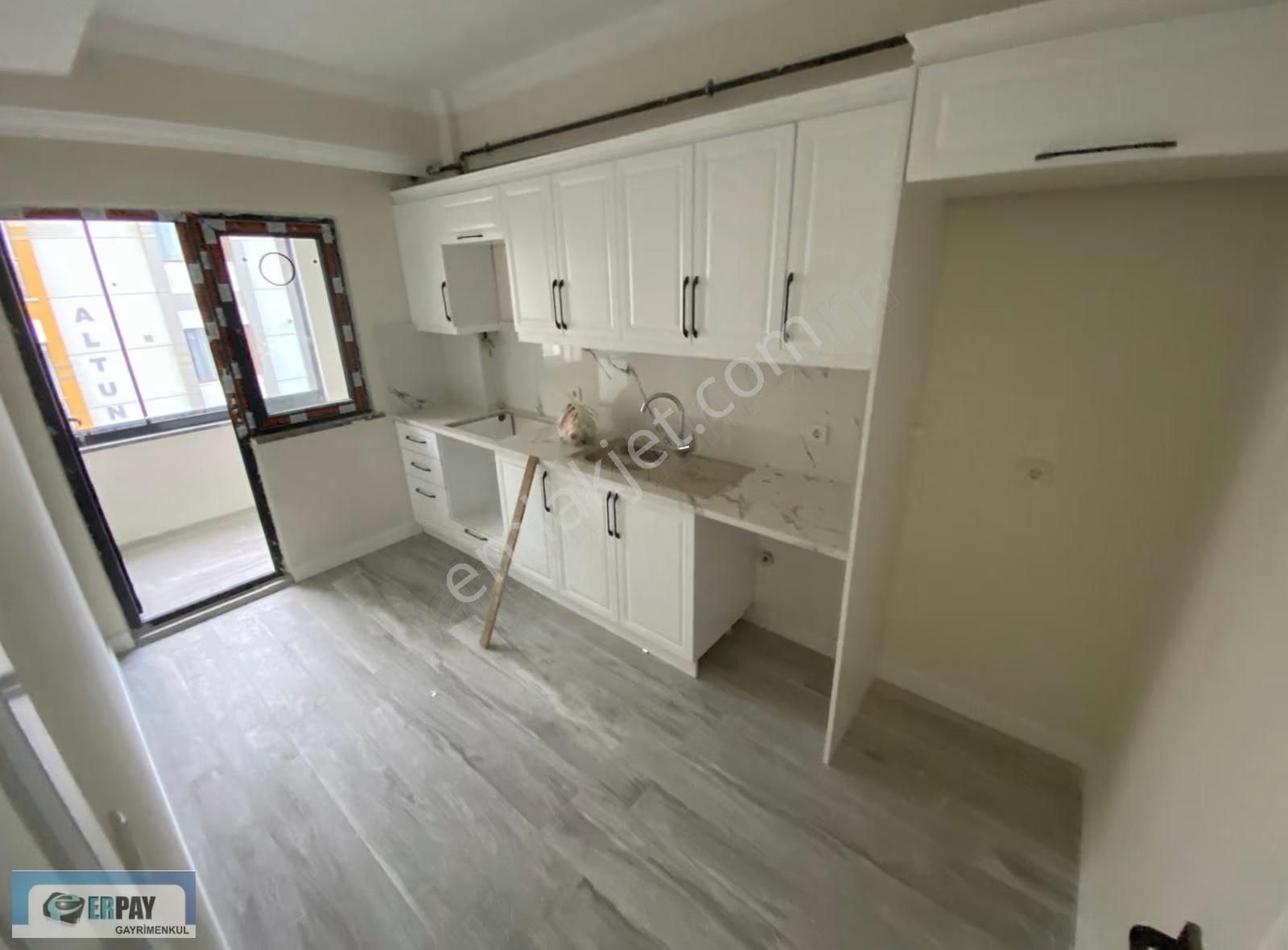 Erpay İnşşat'tan Uğur Mumcu Mah Tranvay Dibi Sıfır 3+1 - Görsel 11