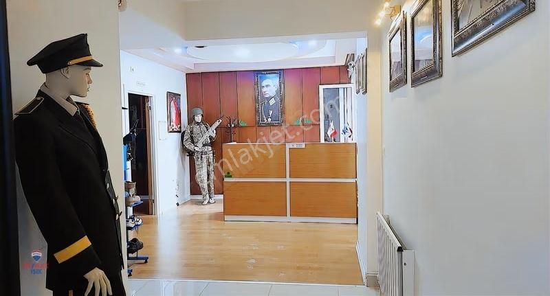 130 M² Arsa Payı Ve Havaalanına Bir Kaç Dakika Mesafede 7+1 - Görsel 18