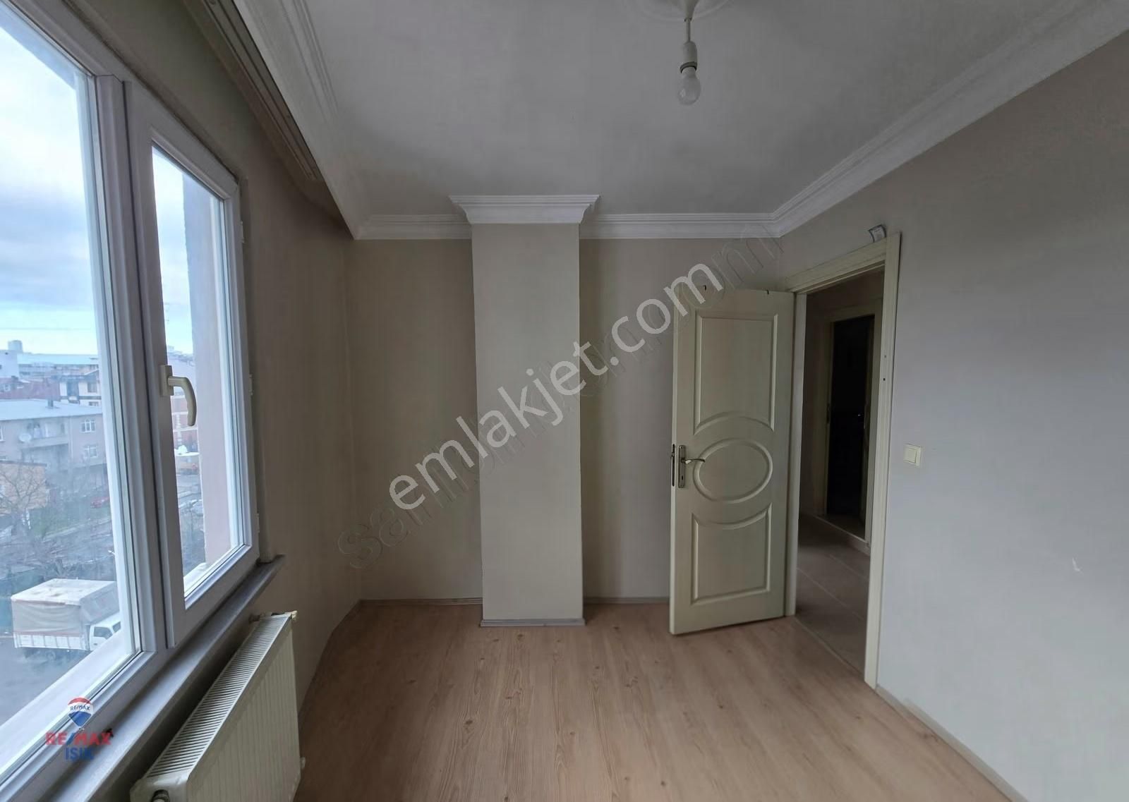 Sancaktepe De Geniş Ferah 3+1 Aile Apt. 120m2 - Görsel 12