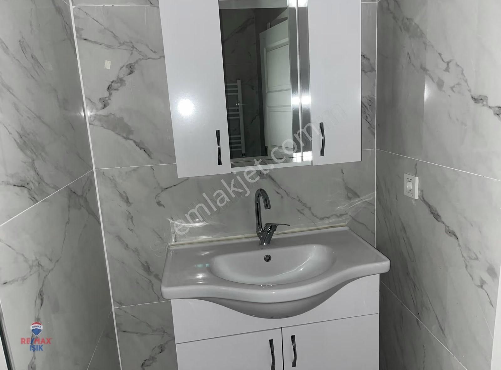 Yeni Binada,kullanışlı, Geniş 2+1 - Görsel 5