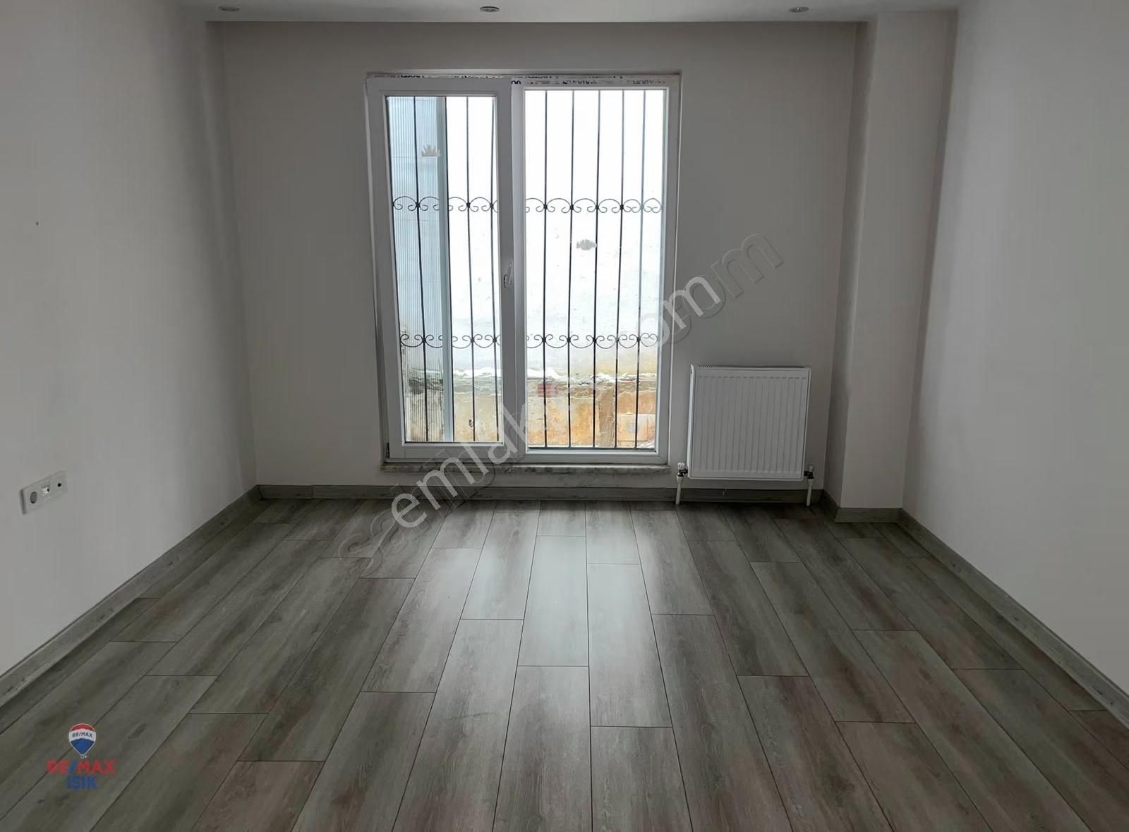 Yeni Binada,kullanışlı, Geniş 2+1 - Görsel 26