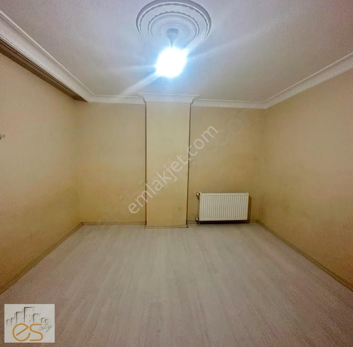 Talatpaşa Mahallesinde Satılık 2+1 Balkonlu Ara Kat Daire - Görsel 23