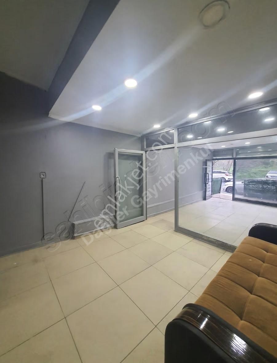 Dağlıer Gayrimenkulden Yunus Emre Mah. Kiralık Dükkan - Görsel 8