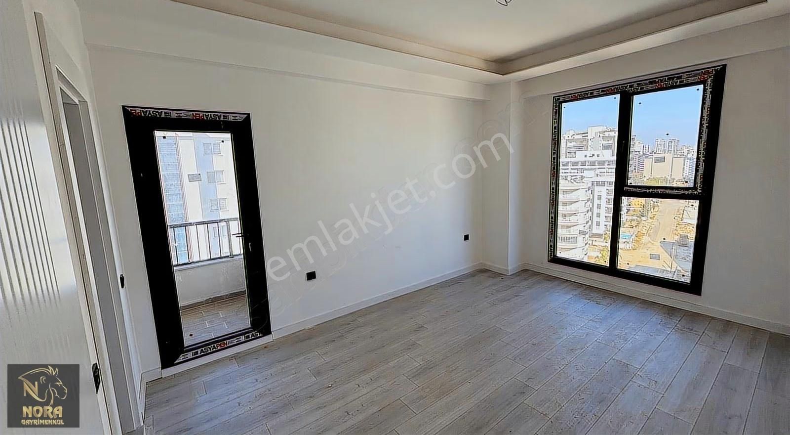 Nora'dan Site İçi Deniz Manzaralı 3 Cepheli Geniş 1+1 Satılık - Görsel 16