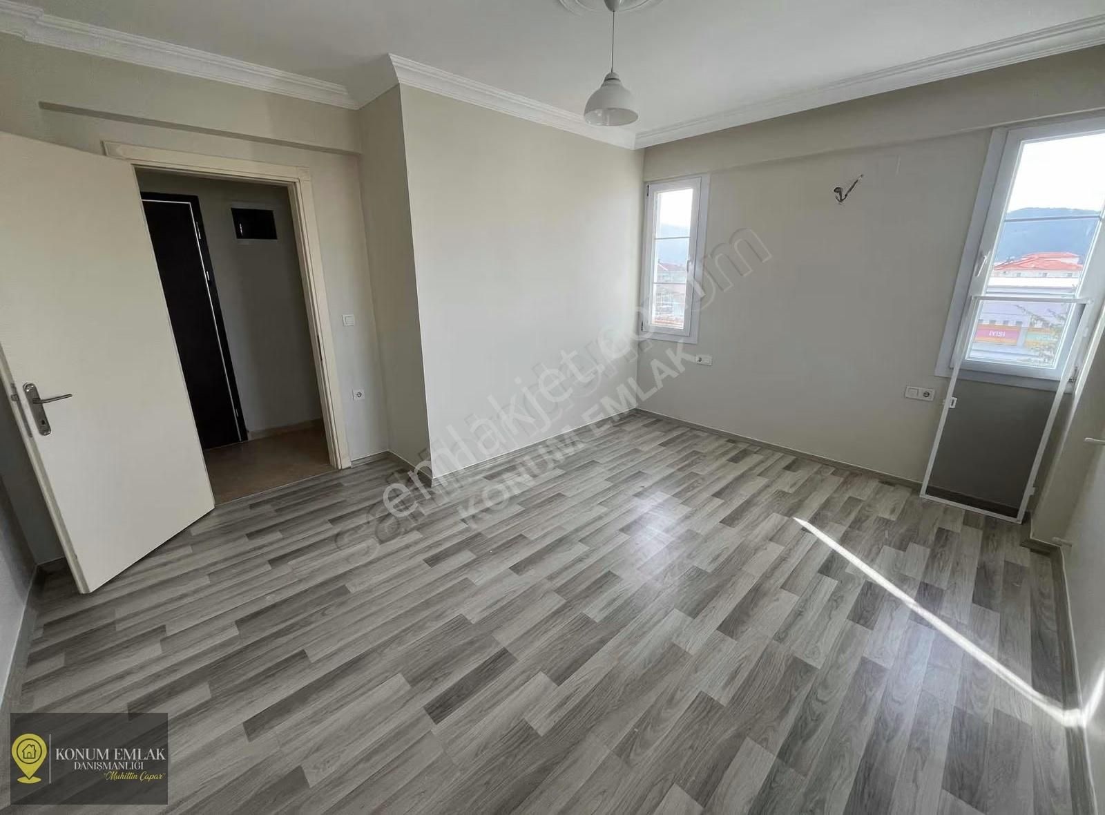 Konum Emlakdan Merkezde Satılık Geniş Bakımlı 2+1 Daire - Görsel 16