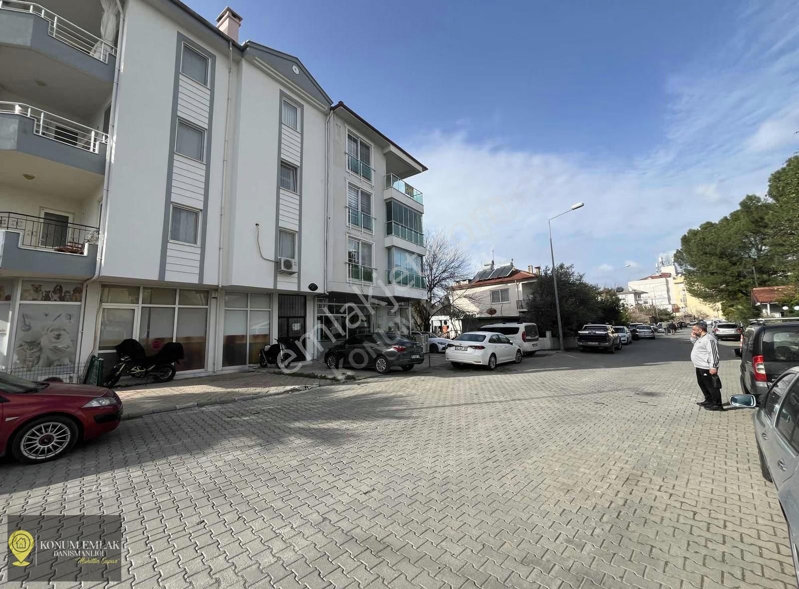 Konum Emlakdan Merkezde Satılık Geniş Bakımlı 2+1 Daire - Görsel 20