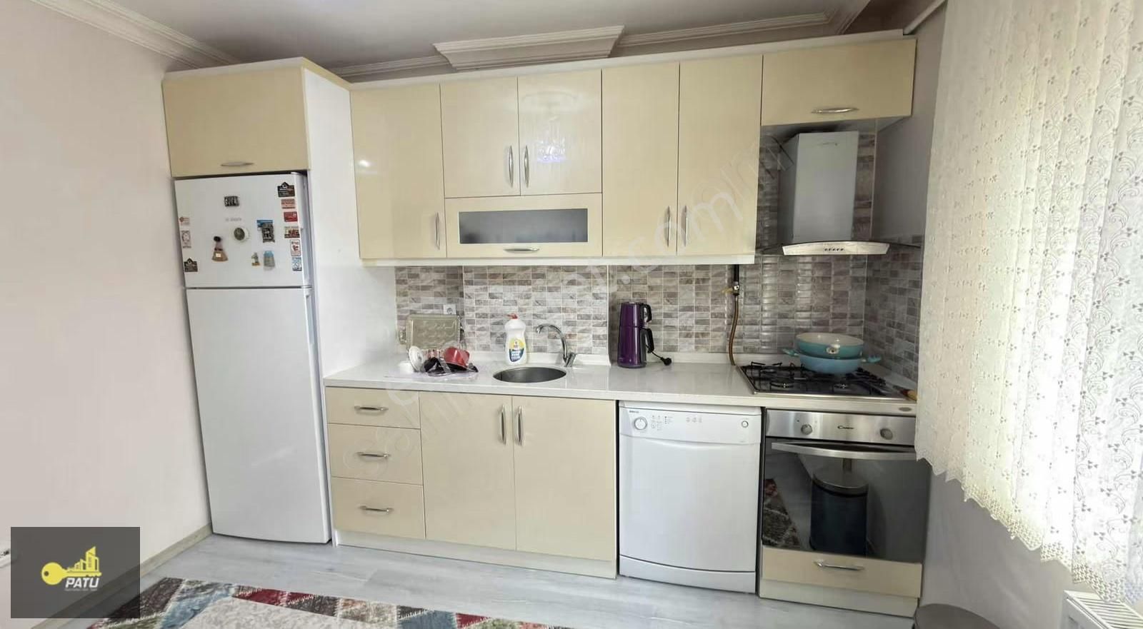 Patu Emlak'tan Ferhatpaşa Mah. Kiralık 3+1 Eşyalı Daire - Görsel 5