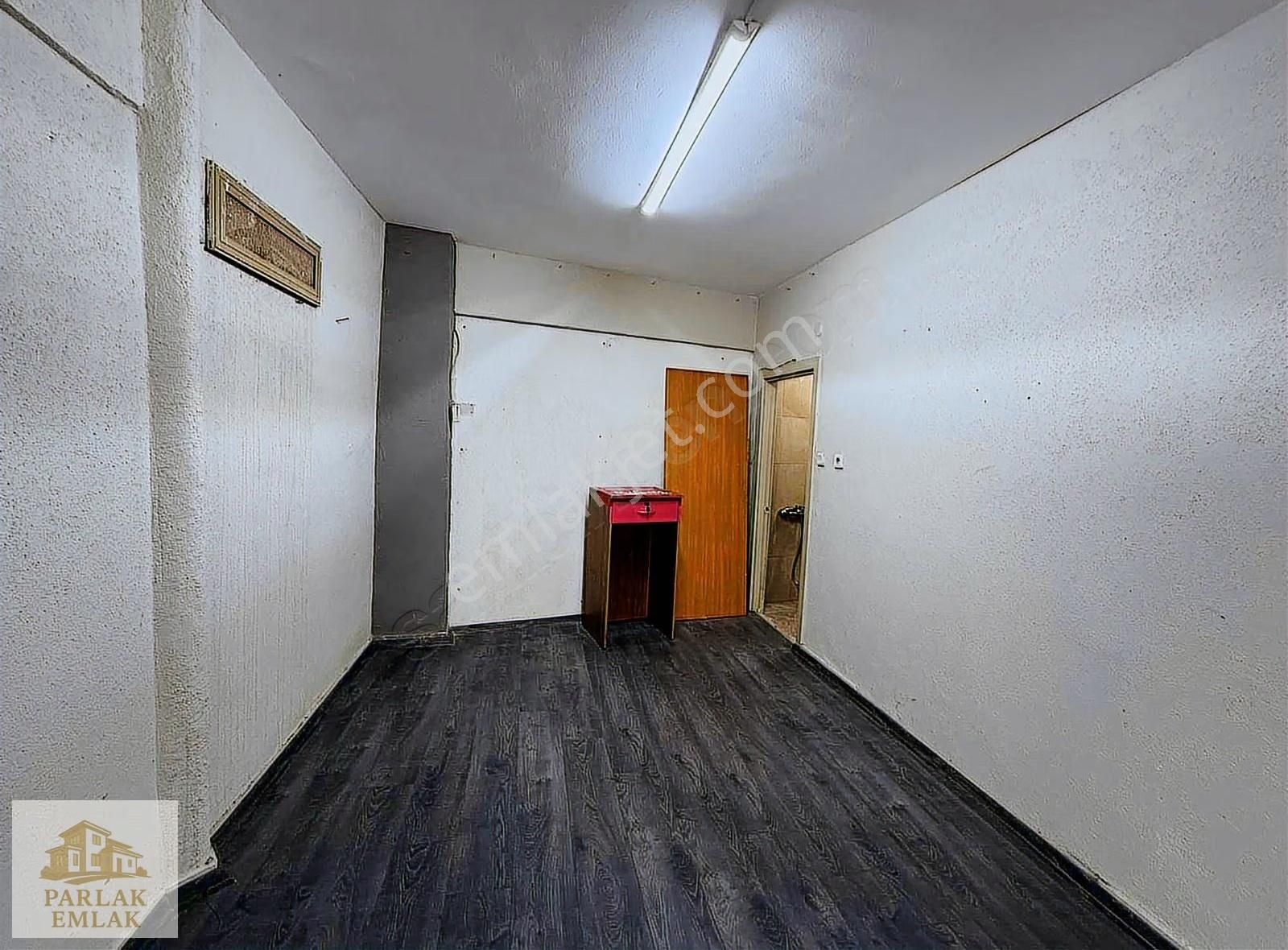 Parlak'tan Üsküdar Belediye Binasına Yakın Wc'li Dükkan^* - Görsel 6