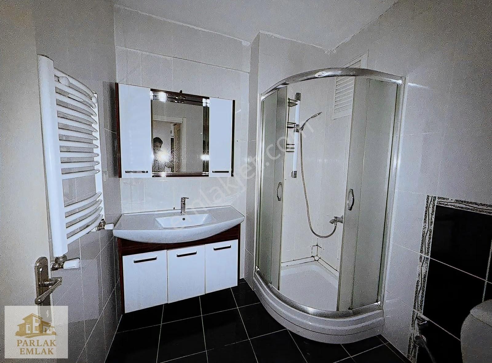 Parlak'tan Üsküdar Merkez^de Yakın Yokuşsuz 2+1 Ara Kat Daire^^* - Görsel 29