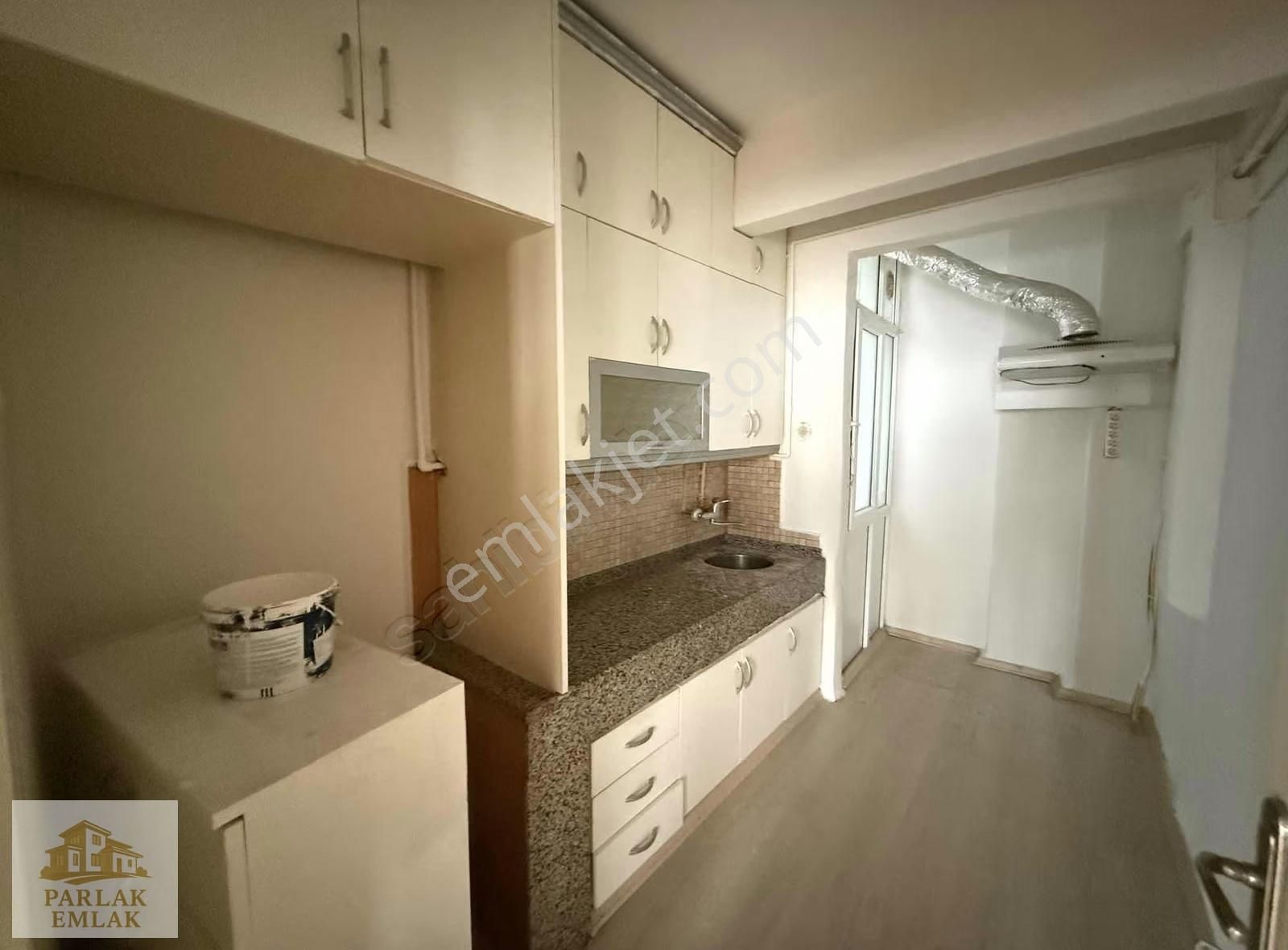 Parlak'tan Üsküdar Merkez^de Yakın Yokuşsuz 2+1 Ara Kat Daire^^* - Görsel 10