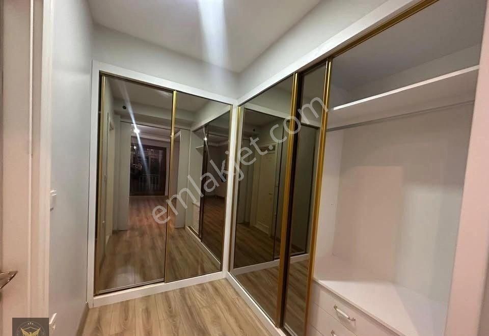 Beylikdüzü Merkez'de Oturuma Hazır İskanlı Fırsat Dairemiz.. - Görsel 10