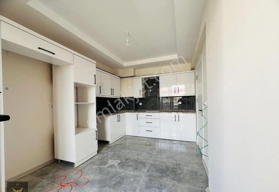 Metrobüse Komşu %70 Krediye Uygun Acil Satılık Dairemiz - Görsel 10