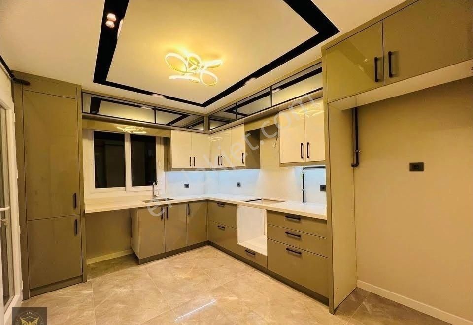 Beylikdüzü'nde Bölgenin Geniş M2'li Şubat Ayına Özel 3+1 Daire