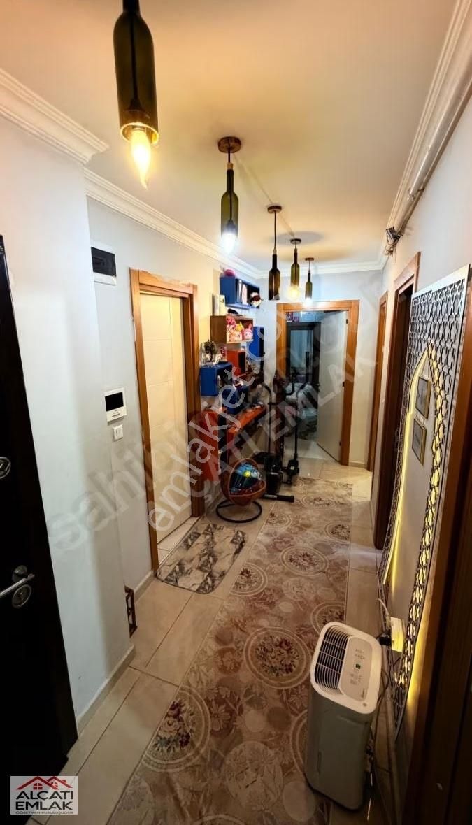 Küçükçekmece İnönü Mah. Tadilatlı Satılık 2+1 Bahçe Kullanımlı - Görsel 10