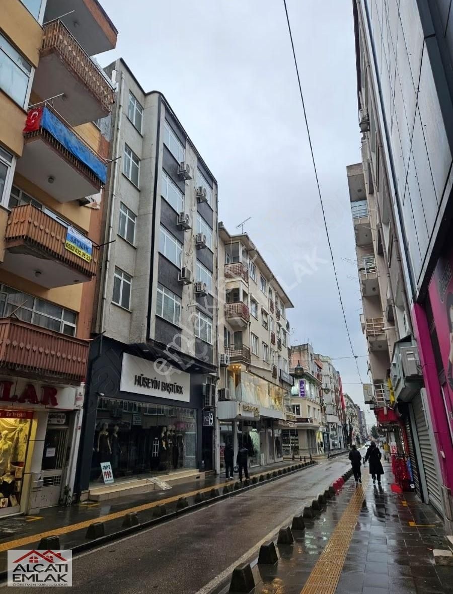 Satılık 2+1 Tadiatlı Pendik Batı Mah. Karanfil Sokak - Görsel 18