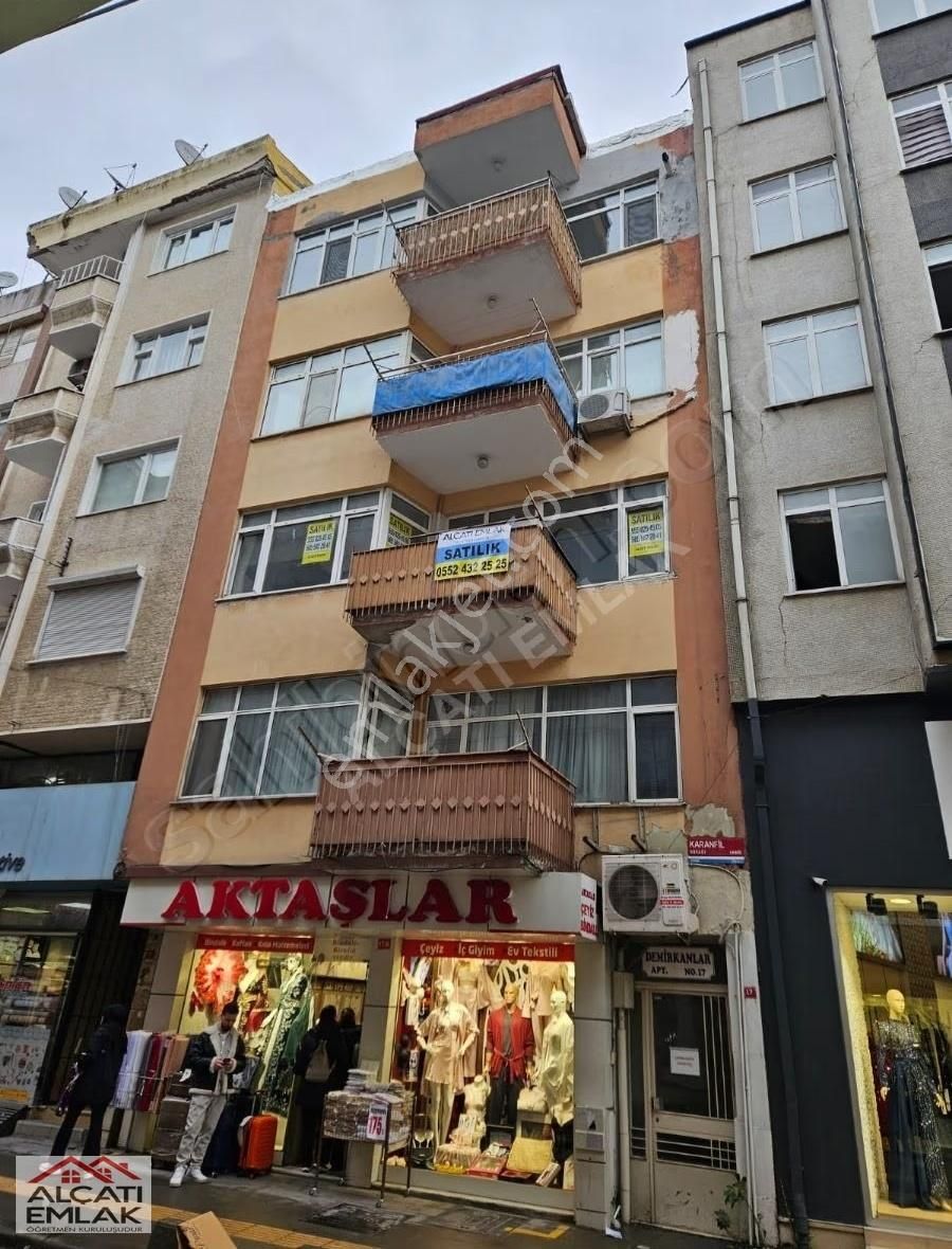 Satılık 2+1 Tadiatlı Pendik Batı Mah. Karanfil Sokak