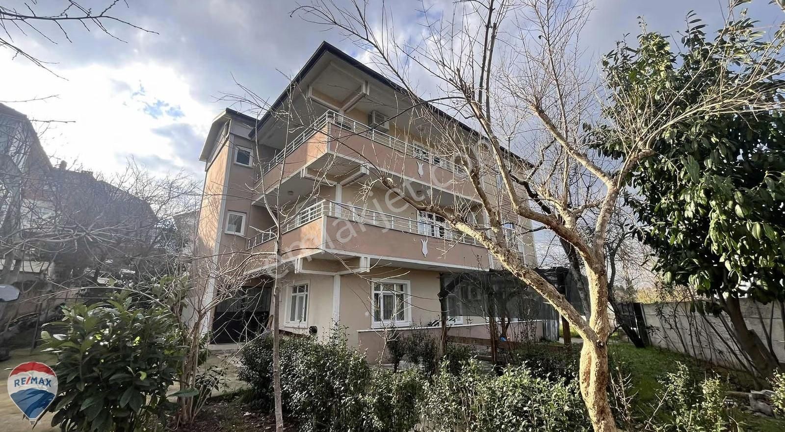 Remax Maviden Cumhuriyet Mah. 3+1 130 M2 Arakat Balkonlu Daire - Görsel 17