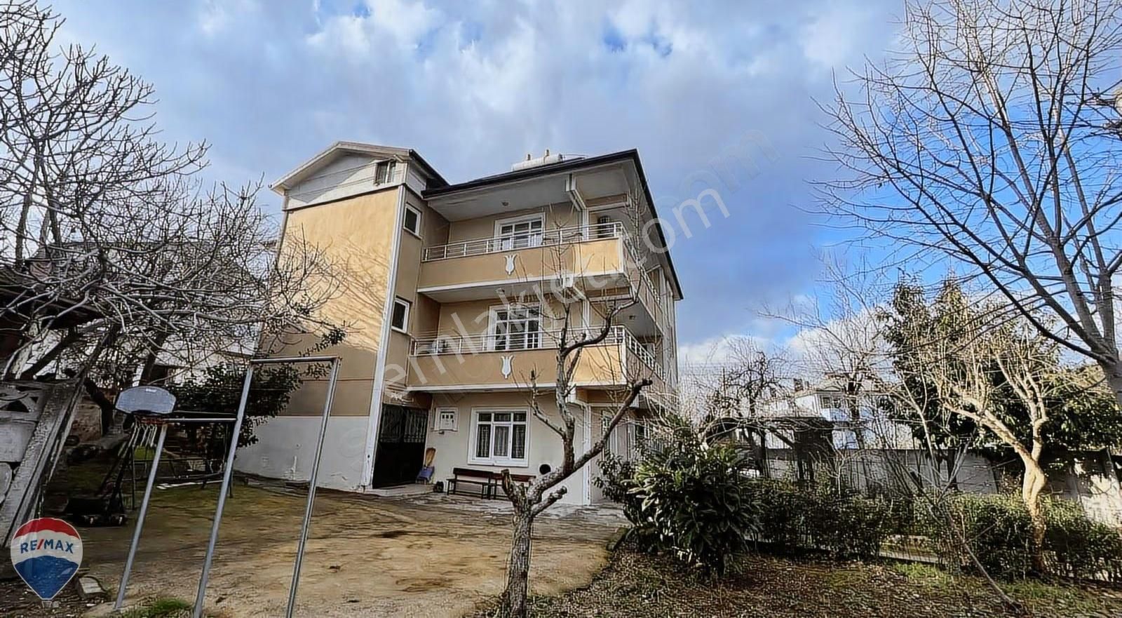 Remax Maviden Cumhuriyet Mah. 3+1 130 M2 Arakat Balkonlu Daire - Görsel 15
