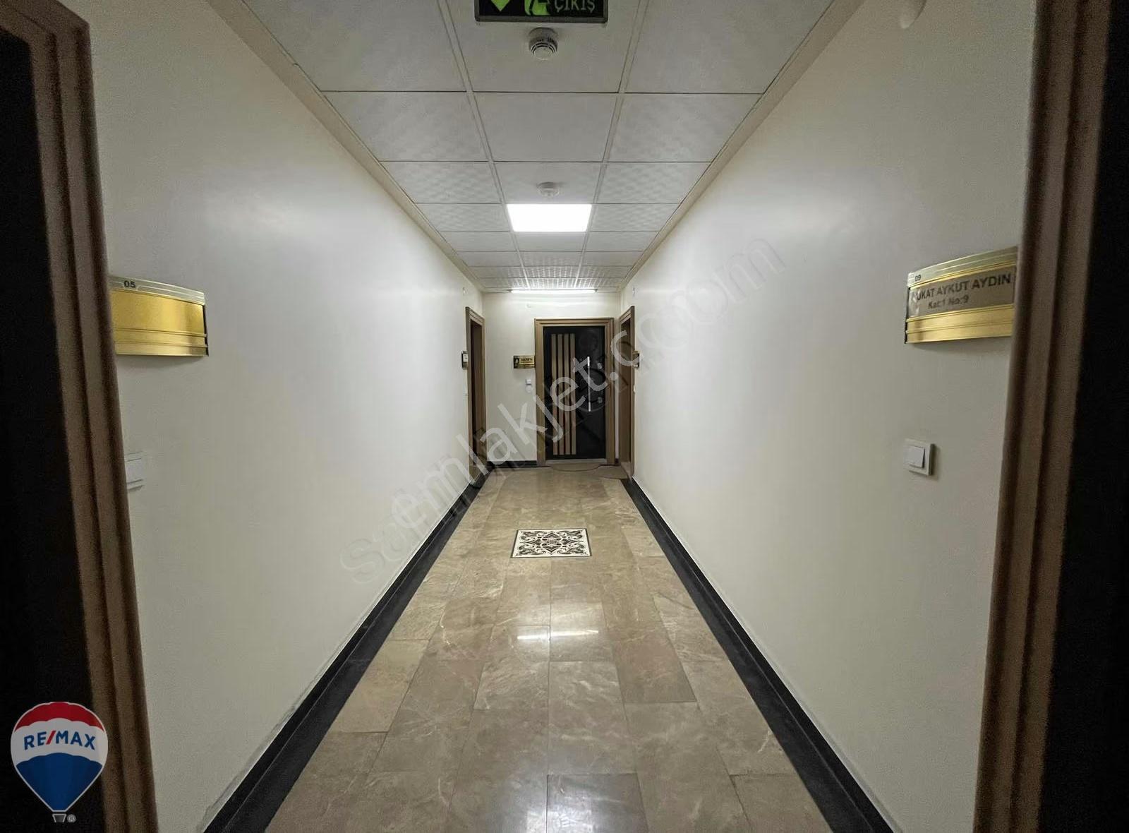 Remax Mavi'den Erinç İş Merkezinde Satılık 1+1 Ofis - Görsel 4
