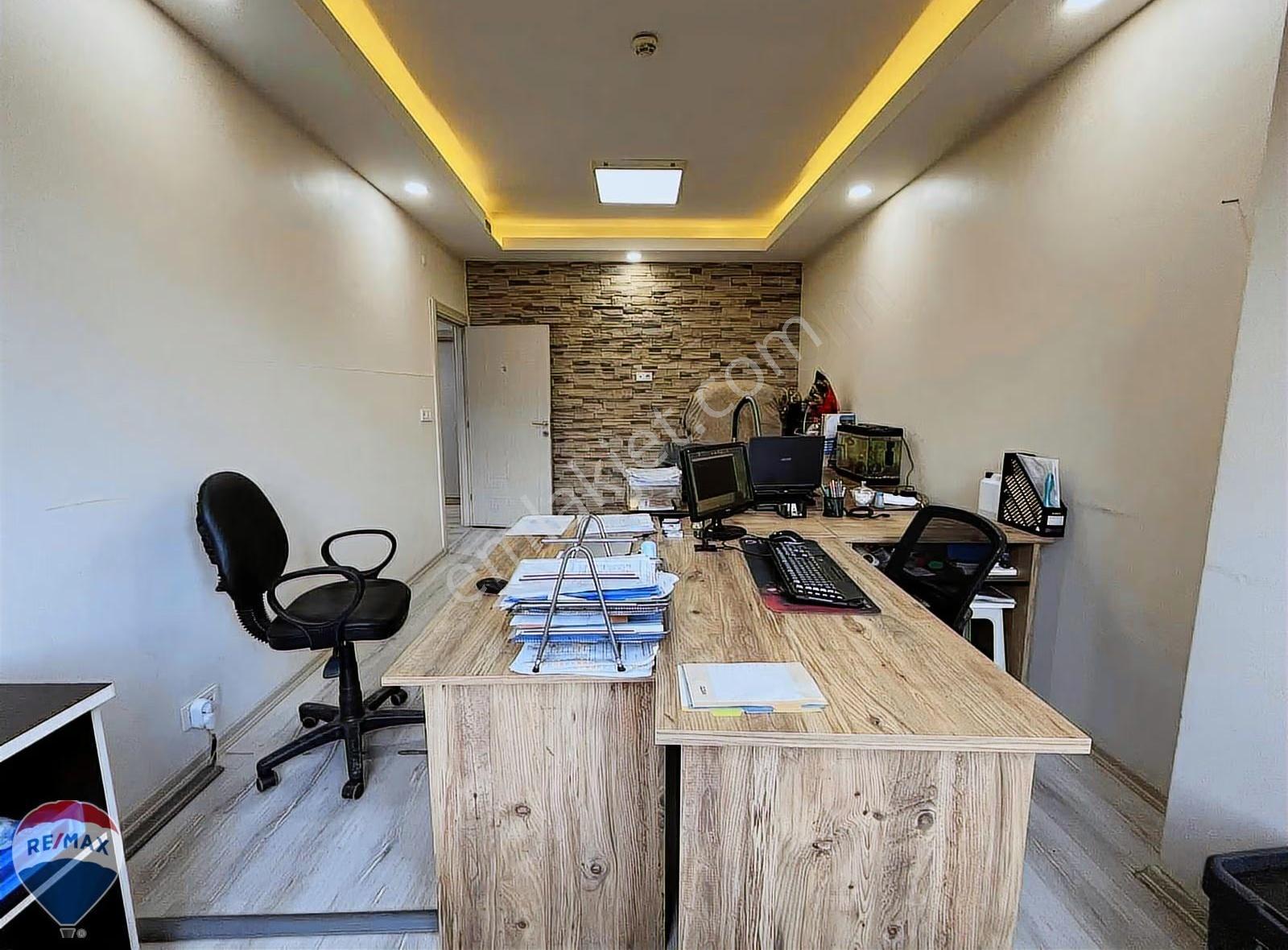 Remax Mavi'den Erinç İş Merkezinde Satılık 1+1 Ofis - Görsel 10